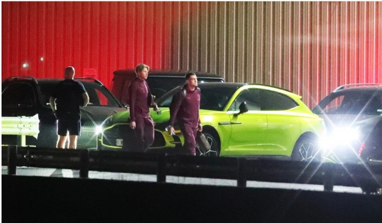 哈蘭德腳踝受傷沒(méi)法開(kāi)車，曼城工作人員替他開(kāi)走35萬(wàn)英鎊新座駕