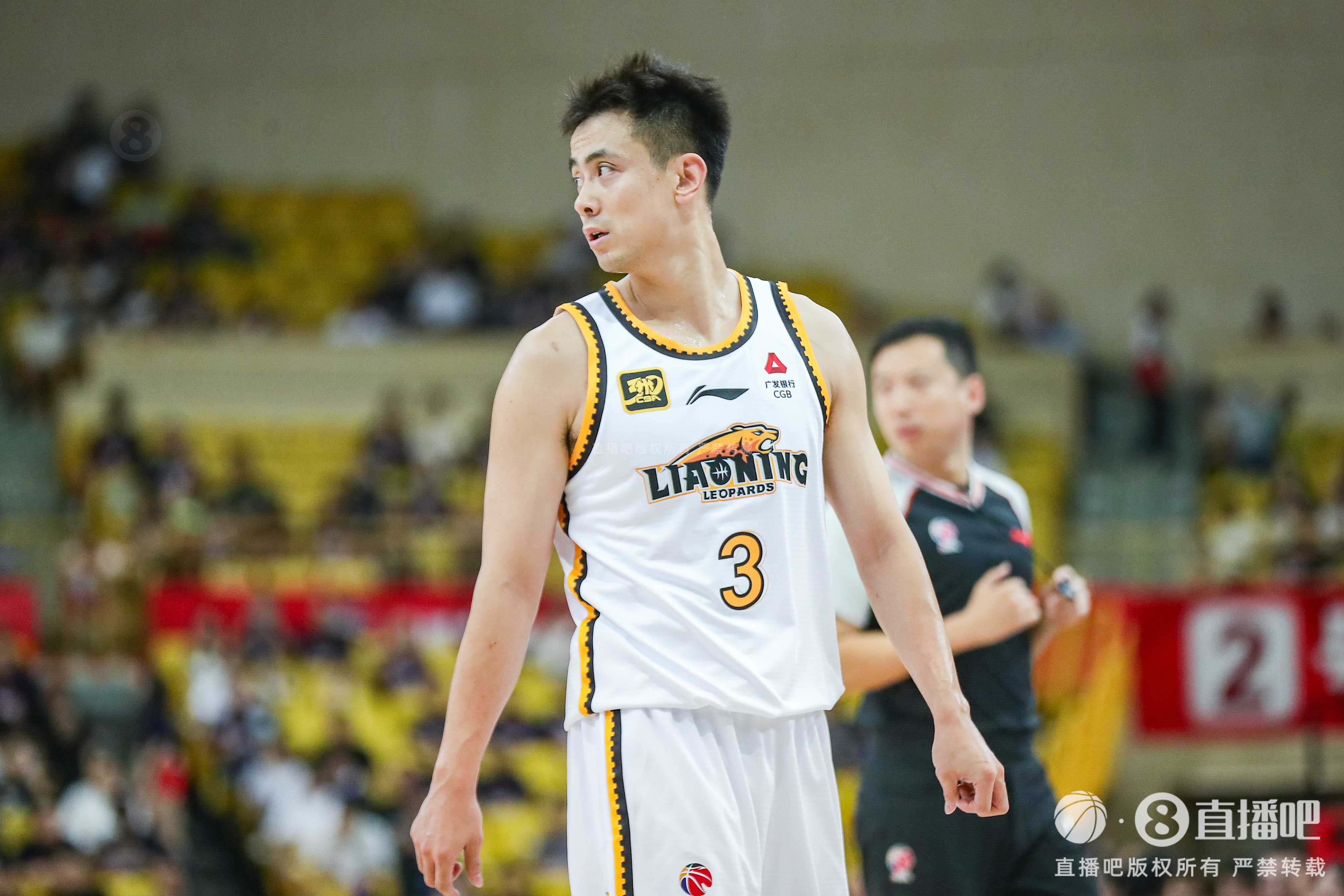 助攻數(shù)升至歷史第二！趙繼偉本場送11助 15中4拿到10分2板3斷
