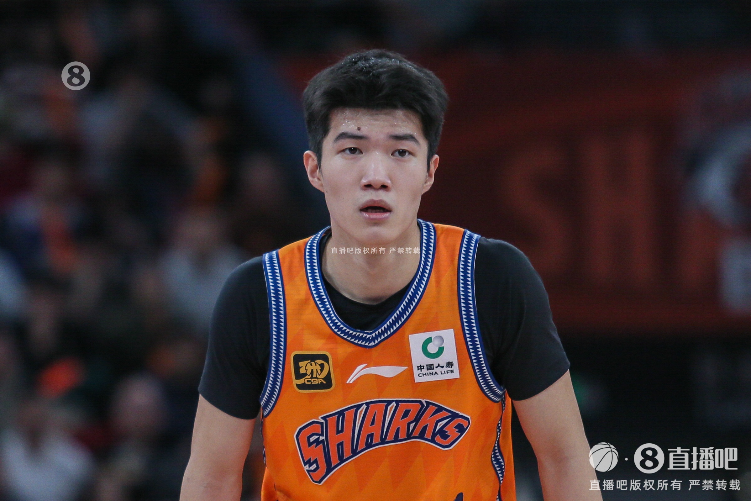 率先發(fā)力！偰李永煒首節(jié)5中4拿到11分 三分4中3